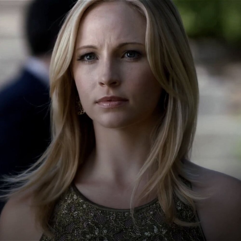 ASO CAROLINE FORBES THE VAMPIRE DIARIES TVD Dress Gold Lace Dress RARE - Picture 3 of 12